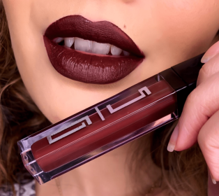 Matte Liquid Lipstick (Color: Maroon Shade 35, size: 36mL)